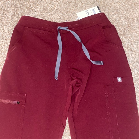 FIG YOLO Womans Scrub Pants - Picture 2 of 5